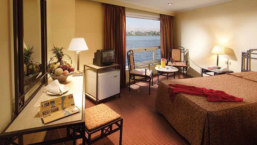 Crown Emperor Crucero