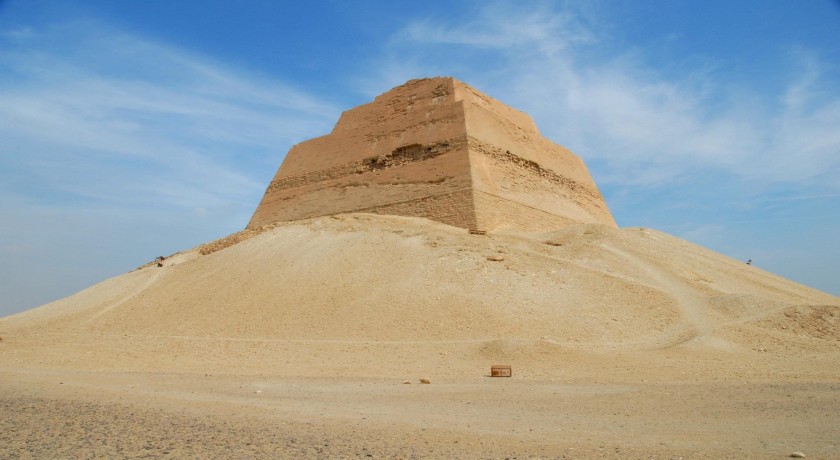 Pirâmide de Hawara, Oásis de Fayoum