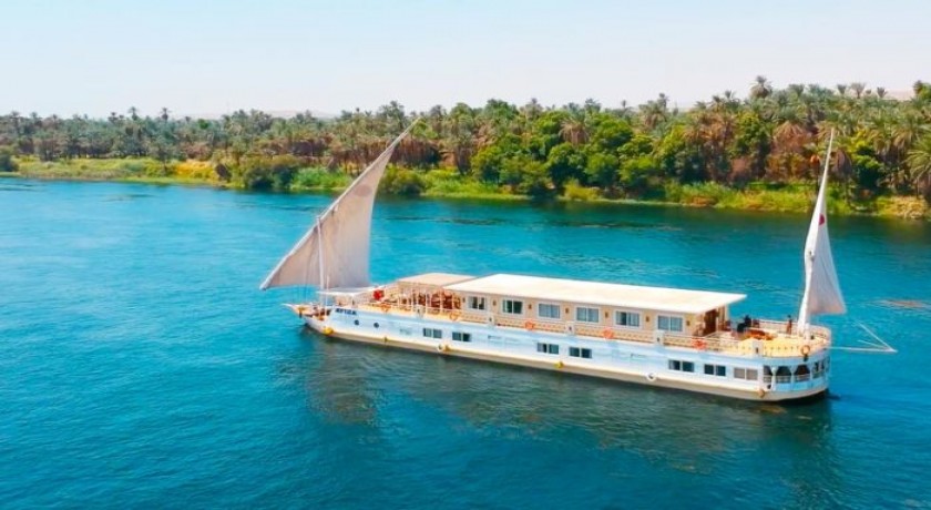 Nebyt Dahabiya Nile Cruise