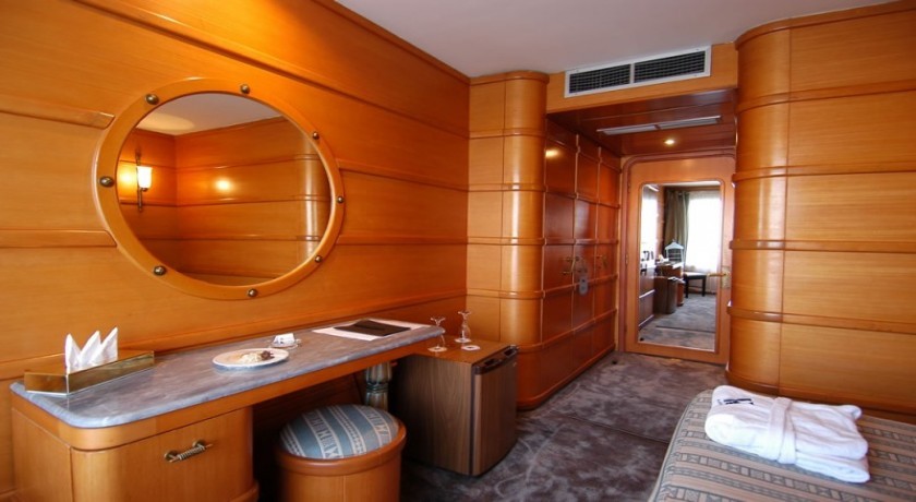 M/S Kasr Ibrim Lago Nasser Crucero