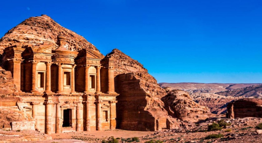 pernoite em passeios em Petra e Cairo