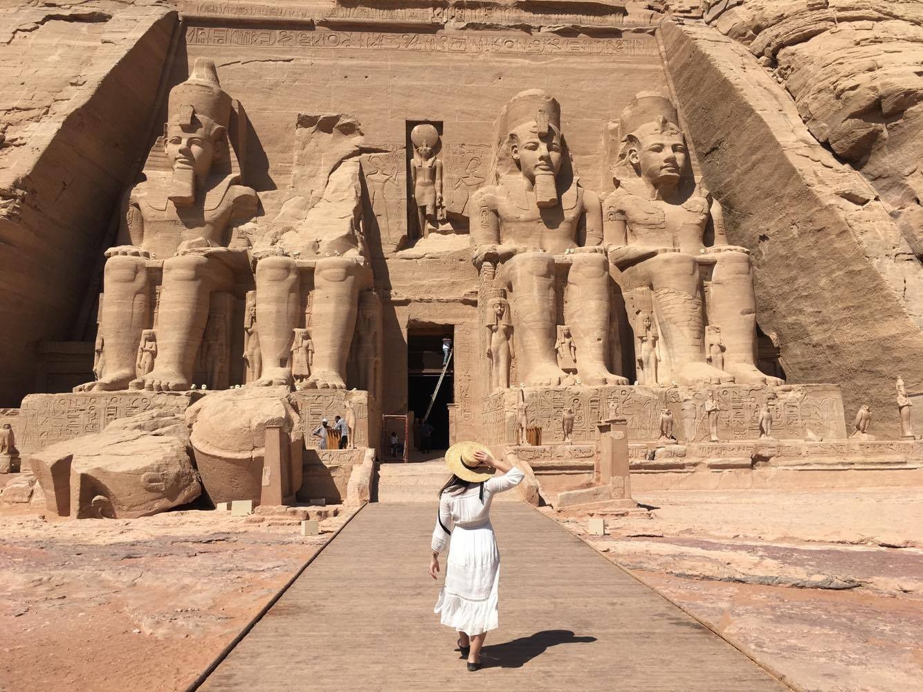 Discover Pyramids and Abu Simbel Classic Tour