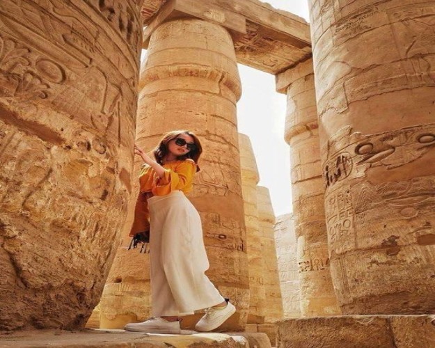 Discover Pyramids and Abu Simbel Classic Tour