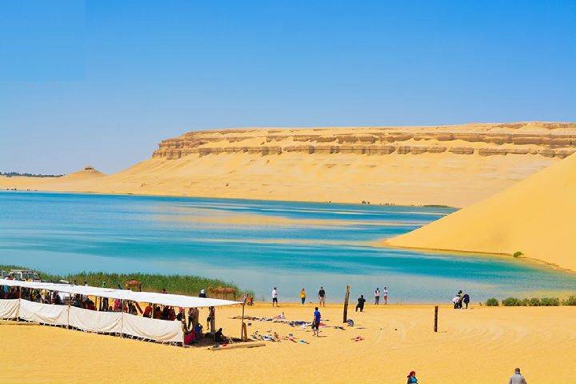 Noche El Fayoum en campamento desde Cairo