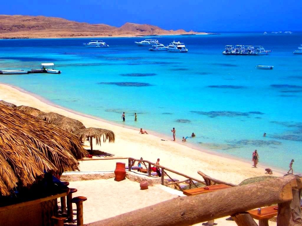 6 Days Hurghada activities and Cairo Tour