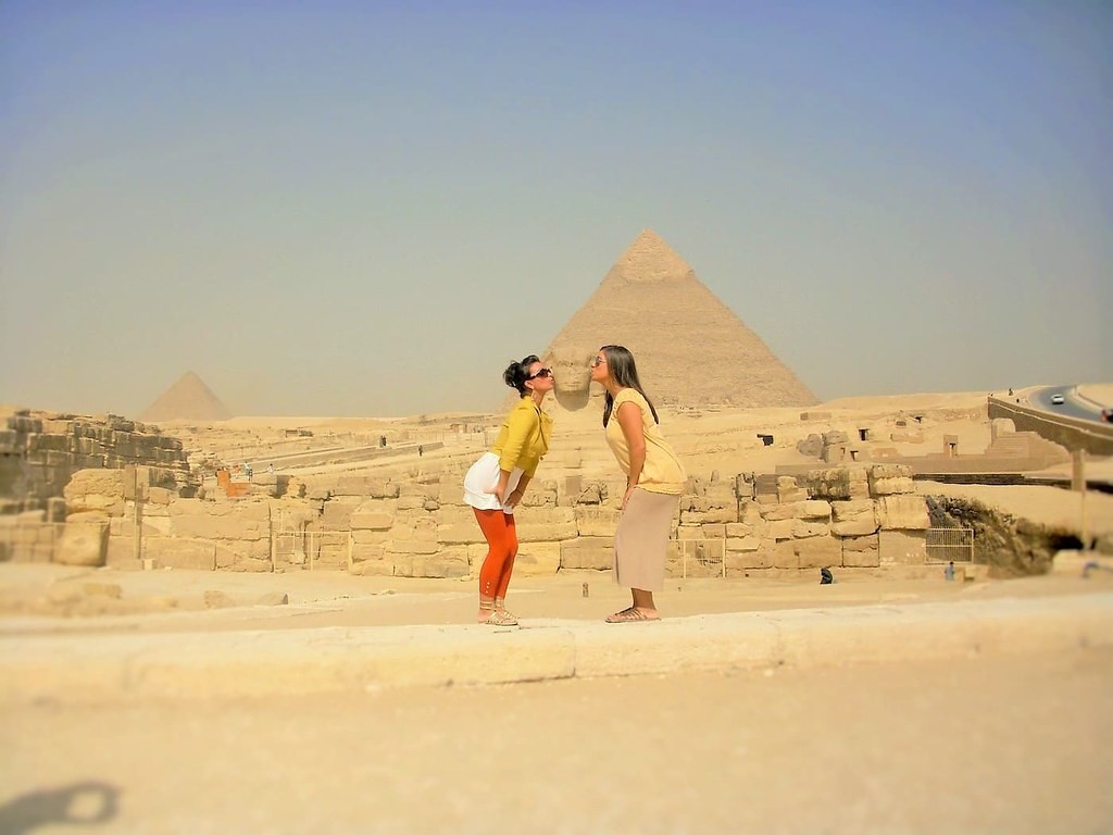 7 Days Egypt classic Tours :Cairo to Luxor and Alexandria Tour