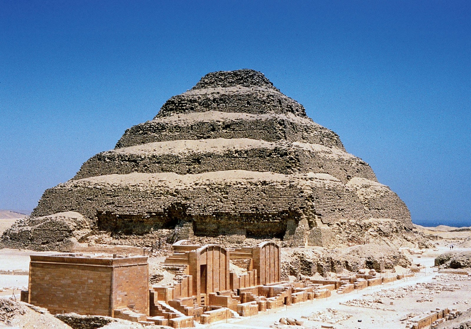Pyramids, Memphis and Saqqara Tours from El Sokhna Port