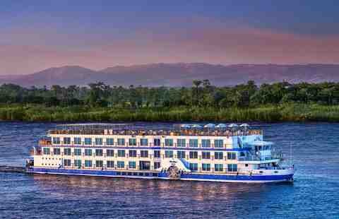 Cairo,Nile Cruise and Abu Simbel tour package