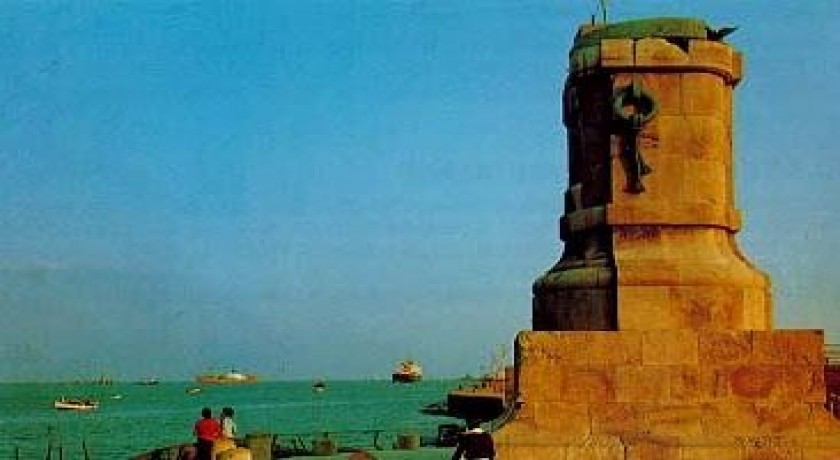 Pirâmides de Gizé Mênfis e Saqqara vistas de Port Said