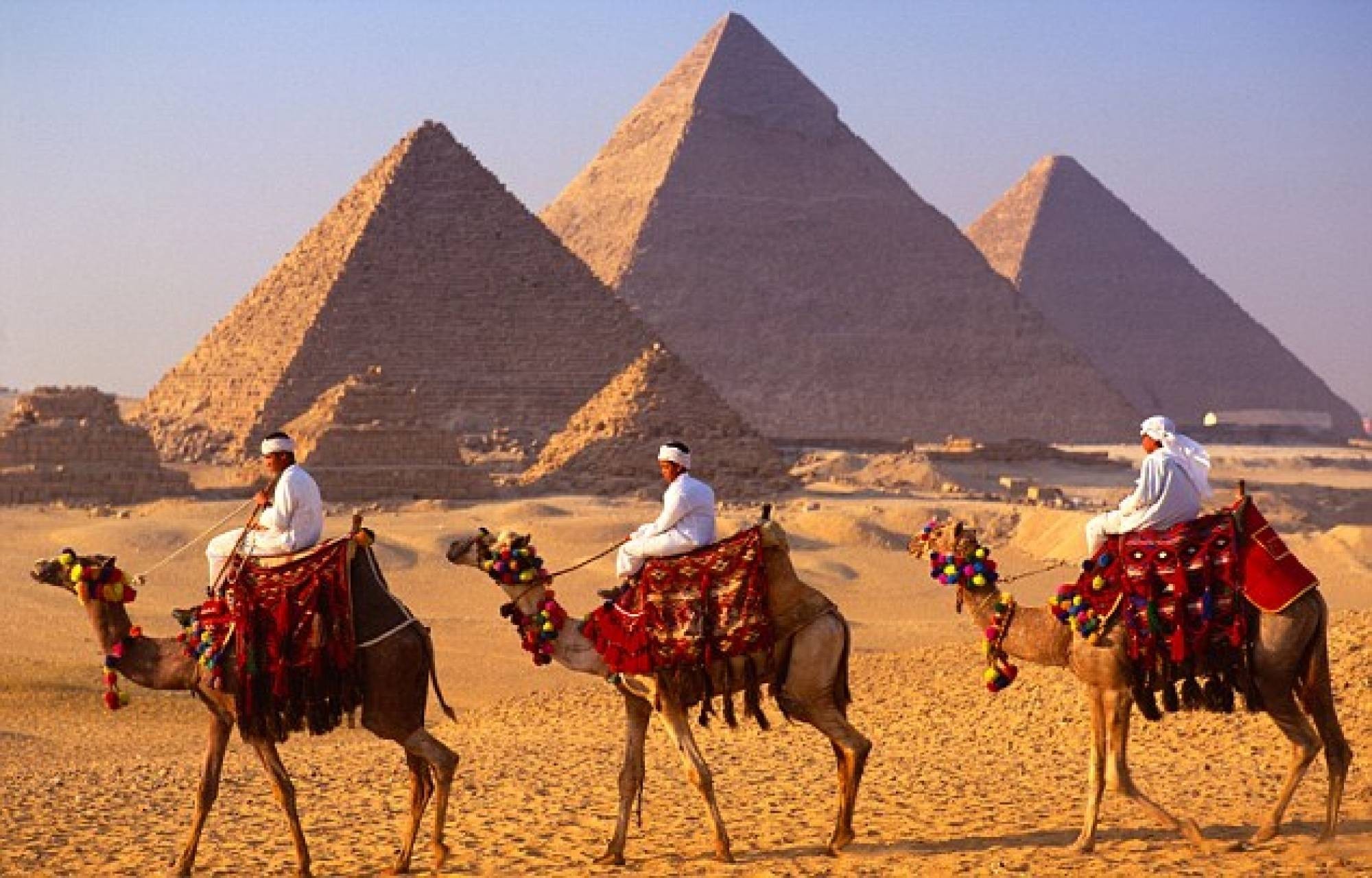 Giza Pyramids Day Tour in Cairo