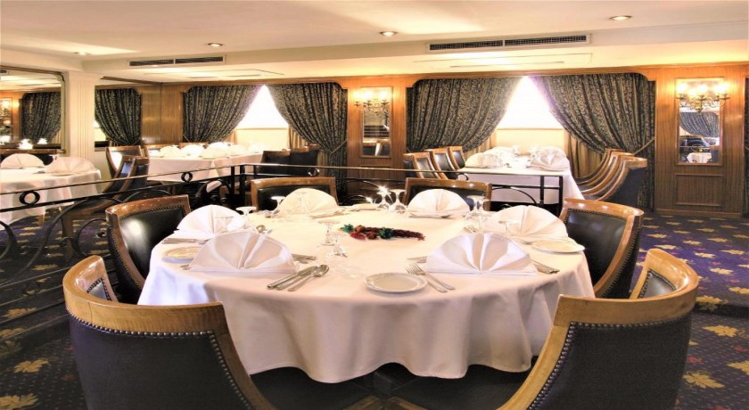 Jaz crown prince Nile Cruise