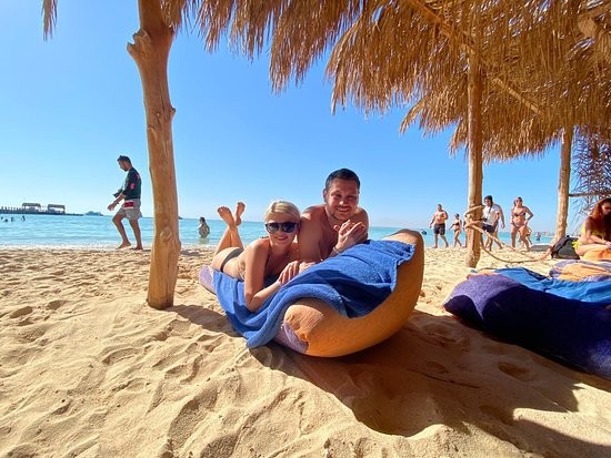 Hurghada Tour from Cairo by Plane