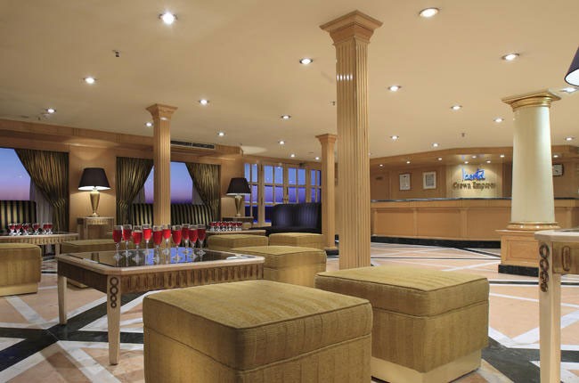 Crown Emperor Crucero