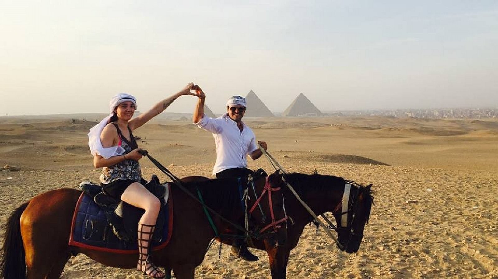 Giza Pyramids Day Tour in Cairo