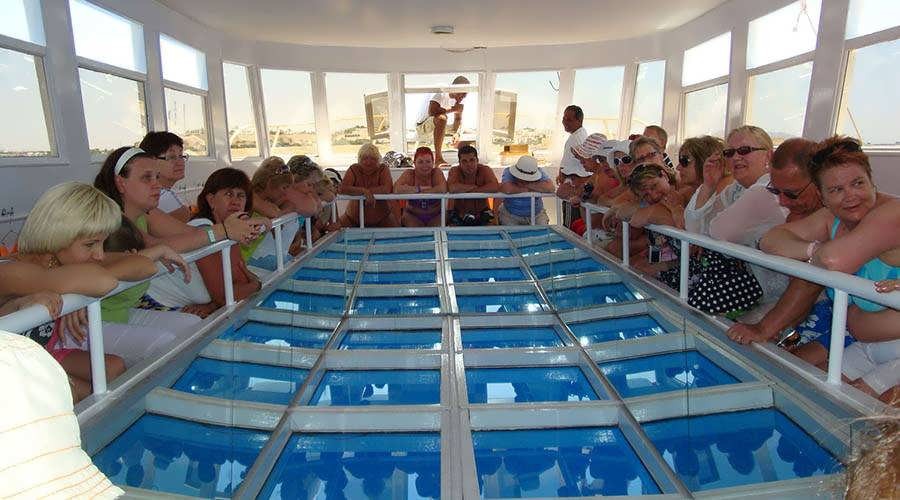 Glass Boat Tours in Hurghada