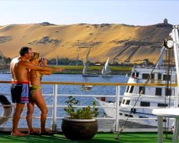 Cairo,Nile cruise and Dahab tours