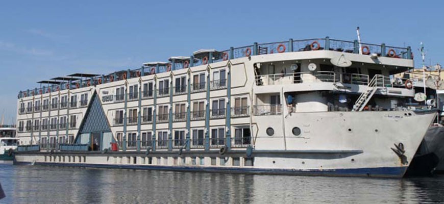 A Sarah Nile cruise