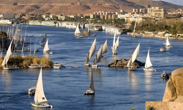 Aswan Tours desde Luxor en Coche