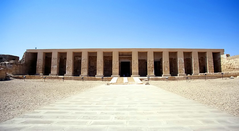 Passeios aos Templos de Dendera e Abidos