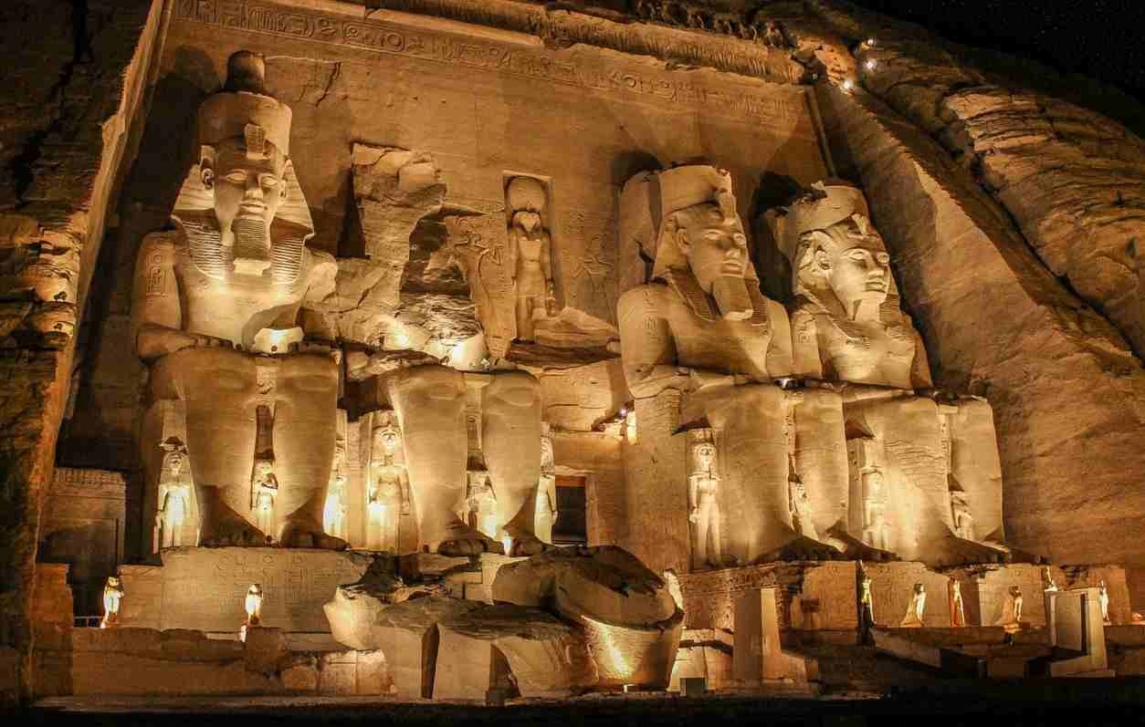 Cairo,Nile Cruise and Abu Simbel tour package