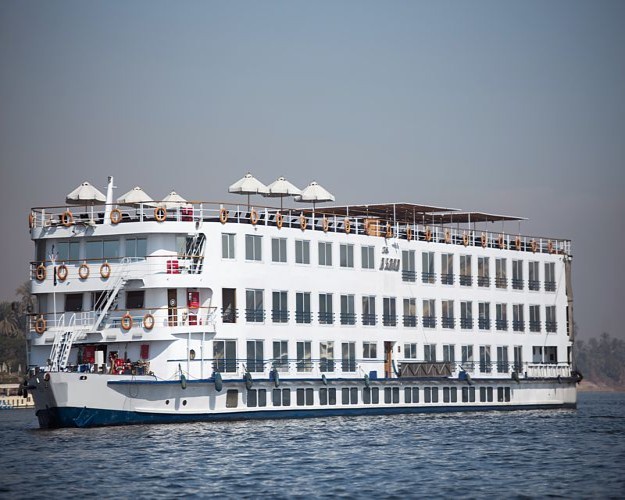 A Sarah Crucero por el Nilo