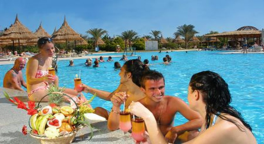 Tours El Cairo, Alejandría, Crucero por El Nilo y Hurghada