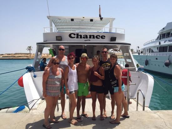 Yate de pesca en el Mar Rojo desde en Ain Sokhna