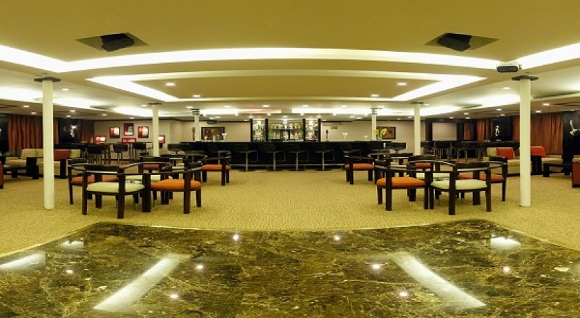 Movenpick Royal Lily pelo Nilo Cruzeiro