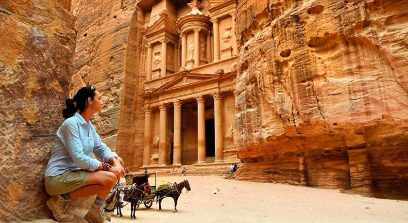 pernoite em passeios em Petra e Cairo