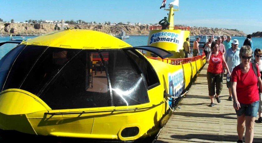 Tour a semi-submarine en sharm el sheikh