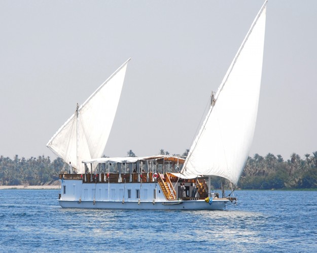 Cruzeiro Asiya Dahabiya