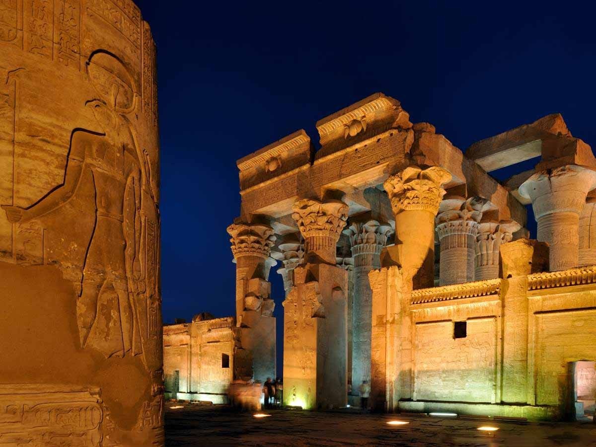 Visita a los templos de Edfu y Kom Ombo