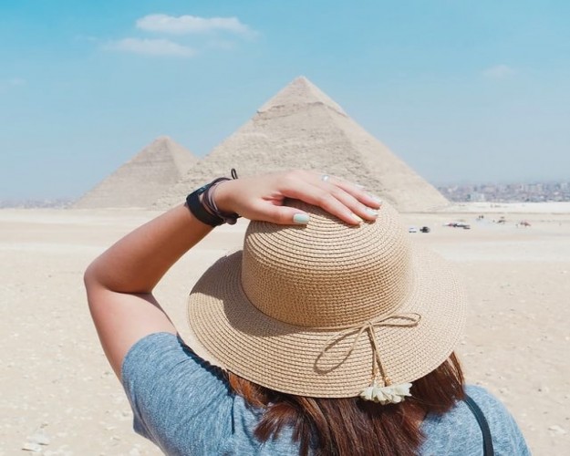 Pirâmides de Gizé Mênfis e Saqqara vistas de Port Said
