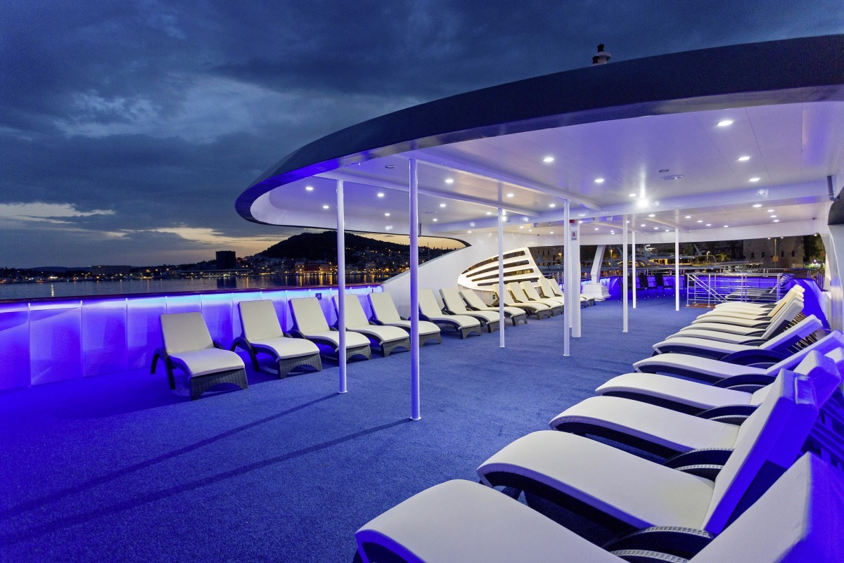 Solaris II crucero del Nilo