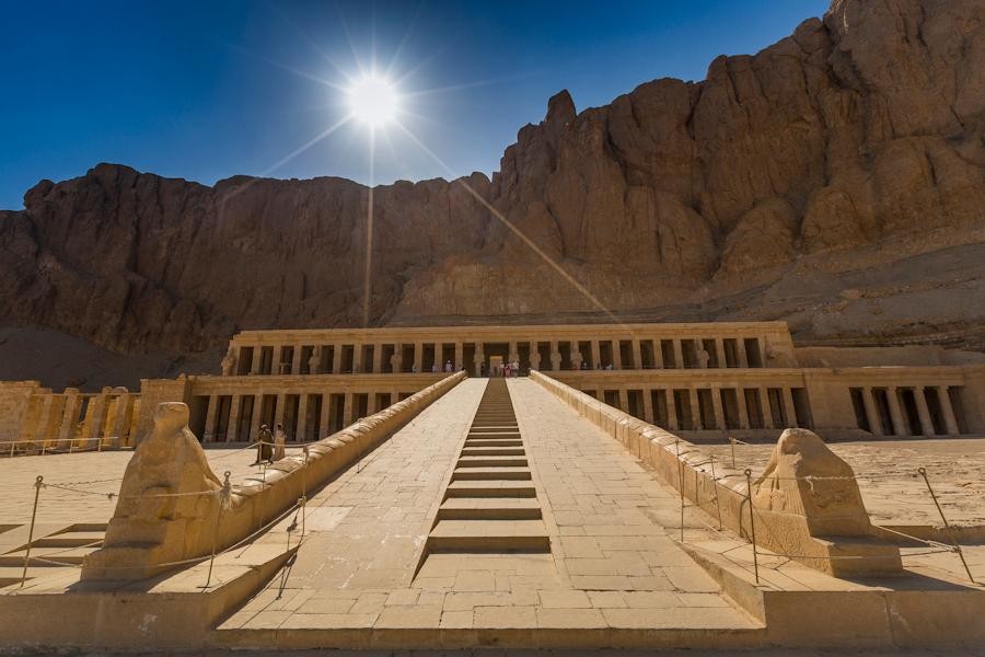 Trip to the East and West Bank of the Nile
